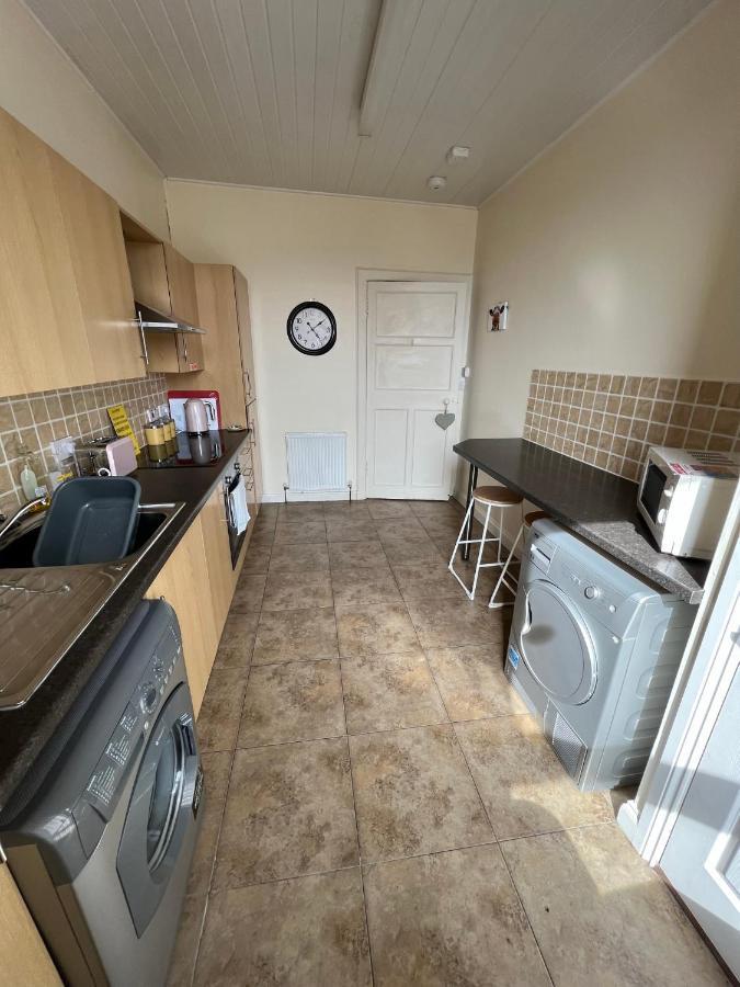 Dalblair Apartment Ayr Bagian luar foto